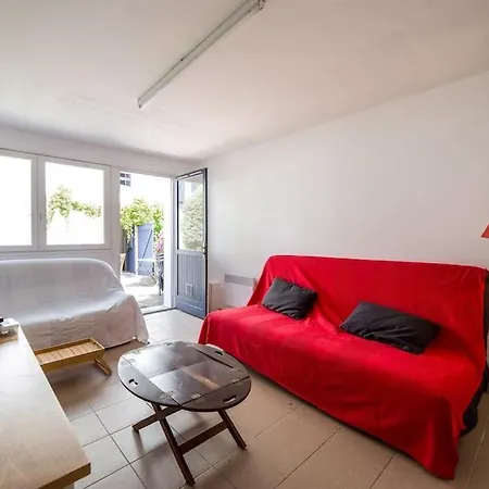 Grande Maison En Plein Coeur Du Bourg Au Calme Avec Jardin Clos, Commerces Port Et A Pied La Trinité-sur-Mer