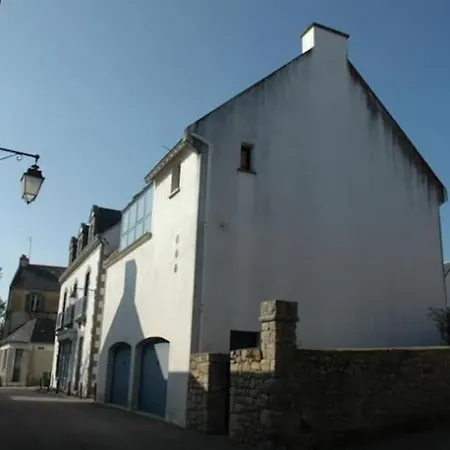 Grande Maison En Plein Coeur Du Bourg Au Calme Avec Jardin Clos, Commerces Port Et A Pied Villa *